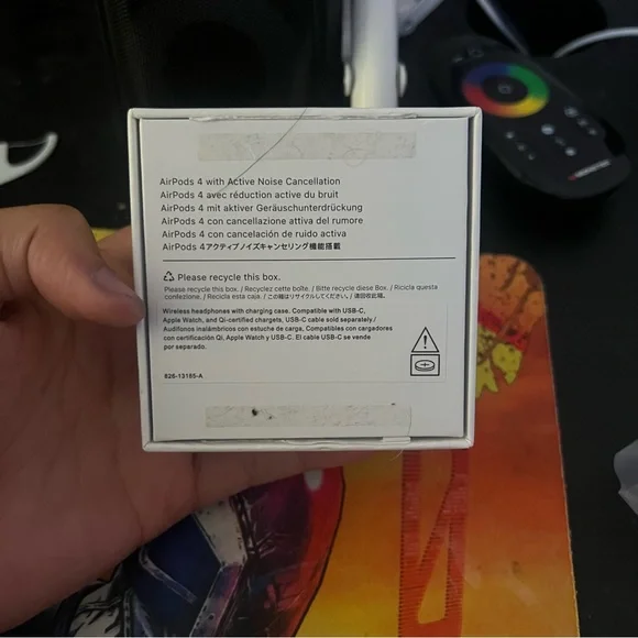 Apple AirPods 4 - Picture 8 of 8